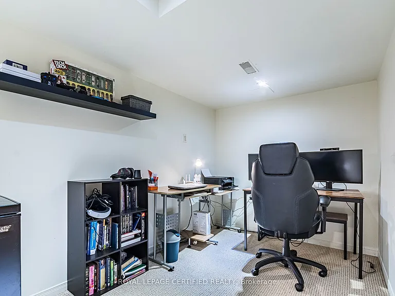 255 Mount Albion Rd #7 — Photo 17