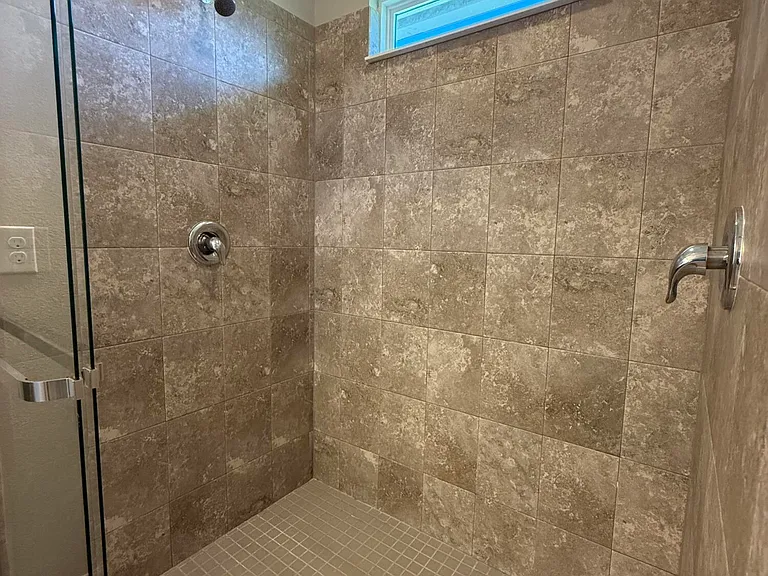 103 Granite City Ave — Photo 12