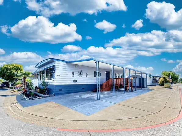 7400 Carondelet Ln, Sacramento, CA 95828
