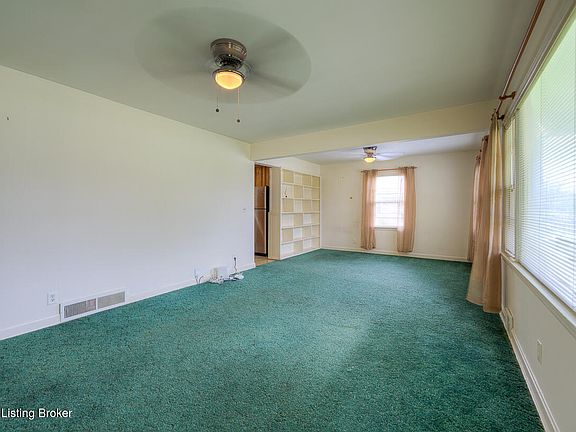 5th image of 9306 Ponder Ln