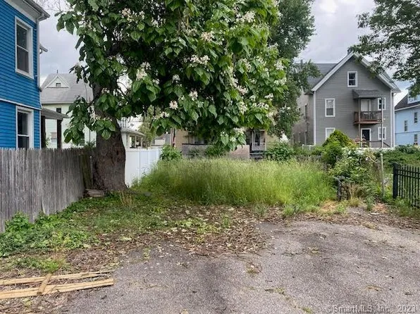 178 Denver Avenue, Bridgeport, CT 06605