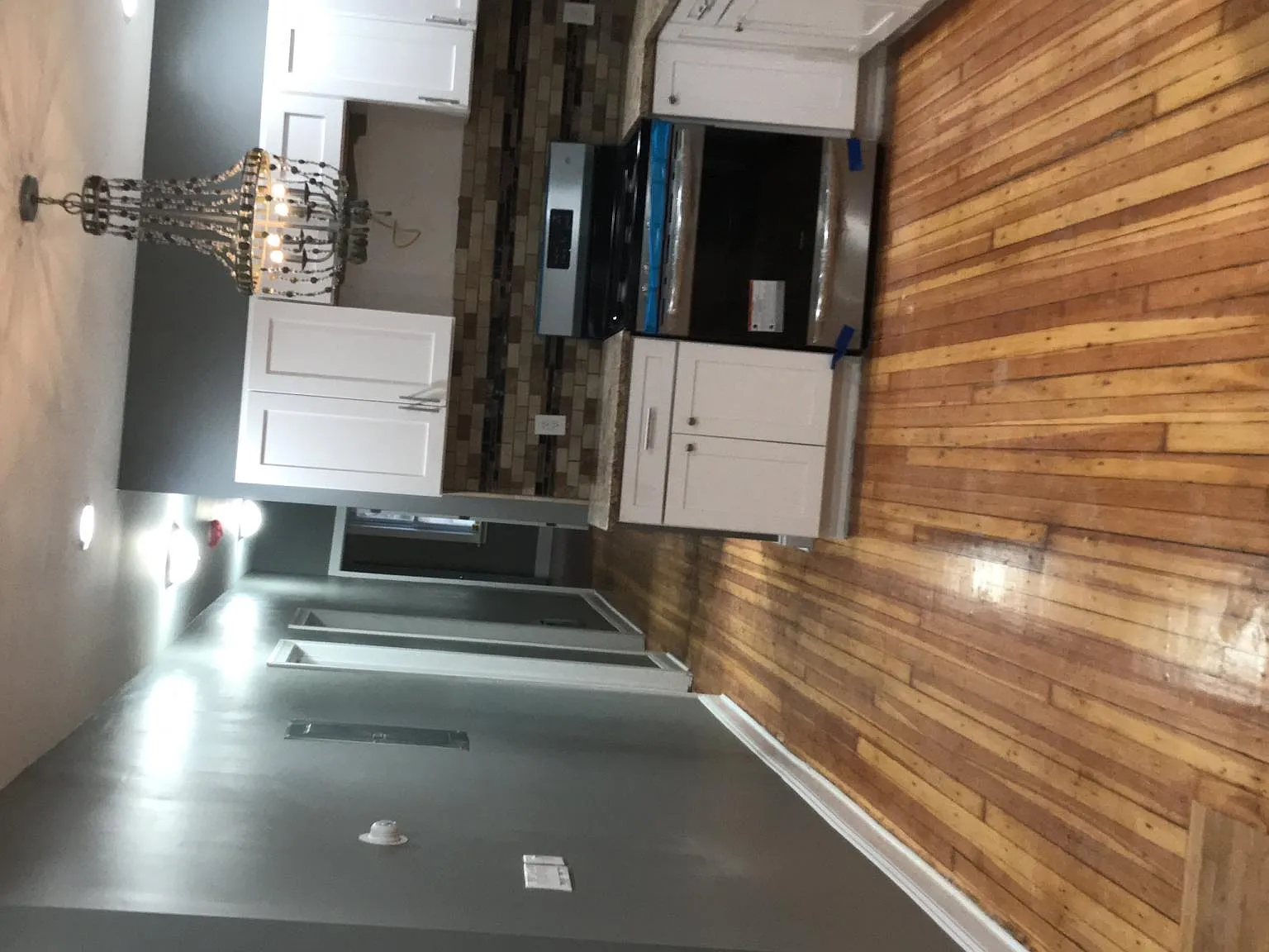 4 bed, 1100 sqft, $2,400 — Photo 4