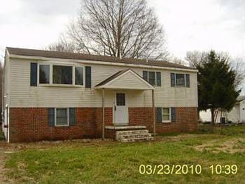 1st image of 230 Edgewood Dr