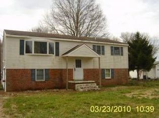 230 Edgewood Dr, Bear, DE 19701