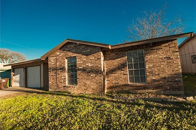 1st image of 801 Chisholm Valley Dr