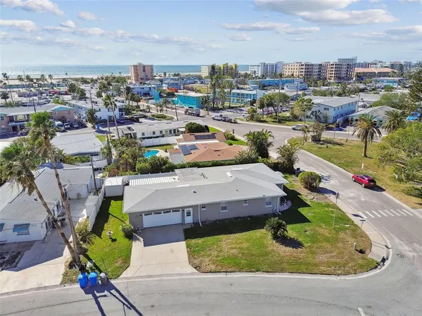 195 112th Ave, Treasure Island, FL 33706