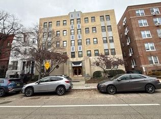 1727 R St NW APT 401, Washington, DC 20009