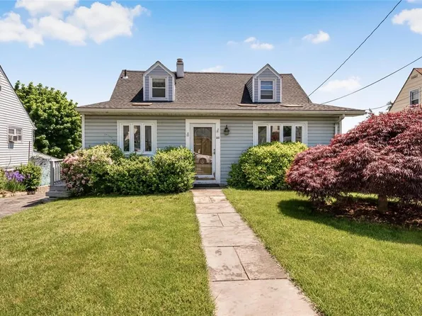 22 Monterey Place, Yonkers, NY 10710