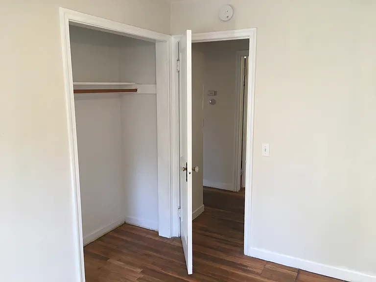 200 Bonesteel St — Photo 10