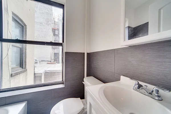 Rented by Keller Williams NYC | media 19