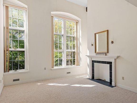 5th image of 53 Warren St APT 314