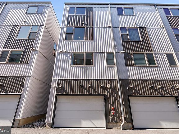 5th image of 3107 Birchview Walk