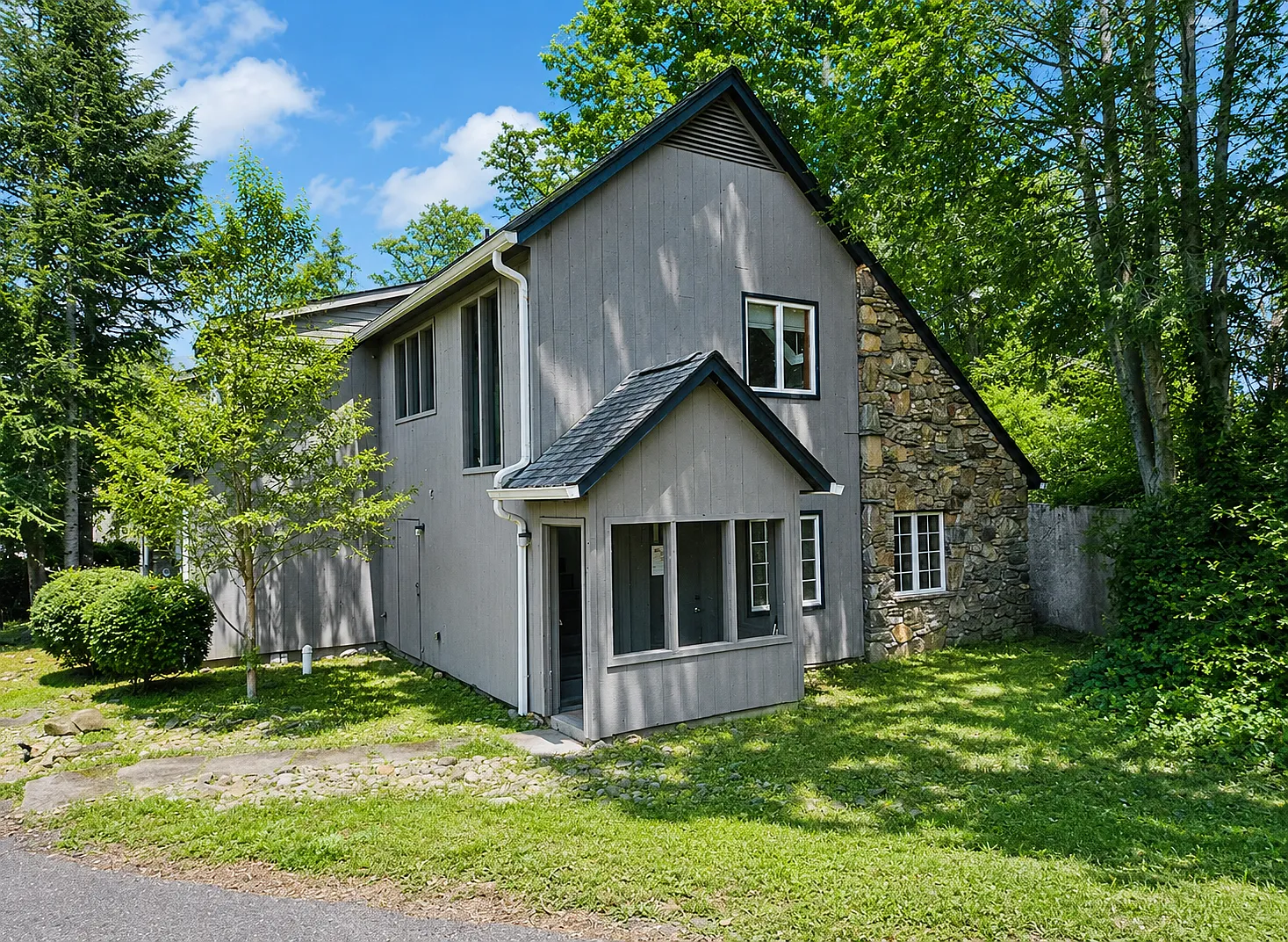 1 bed, $1,295 — Photo 1
