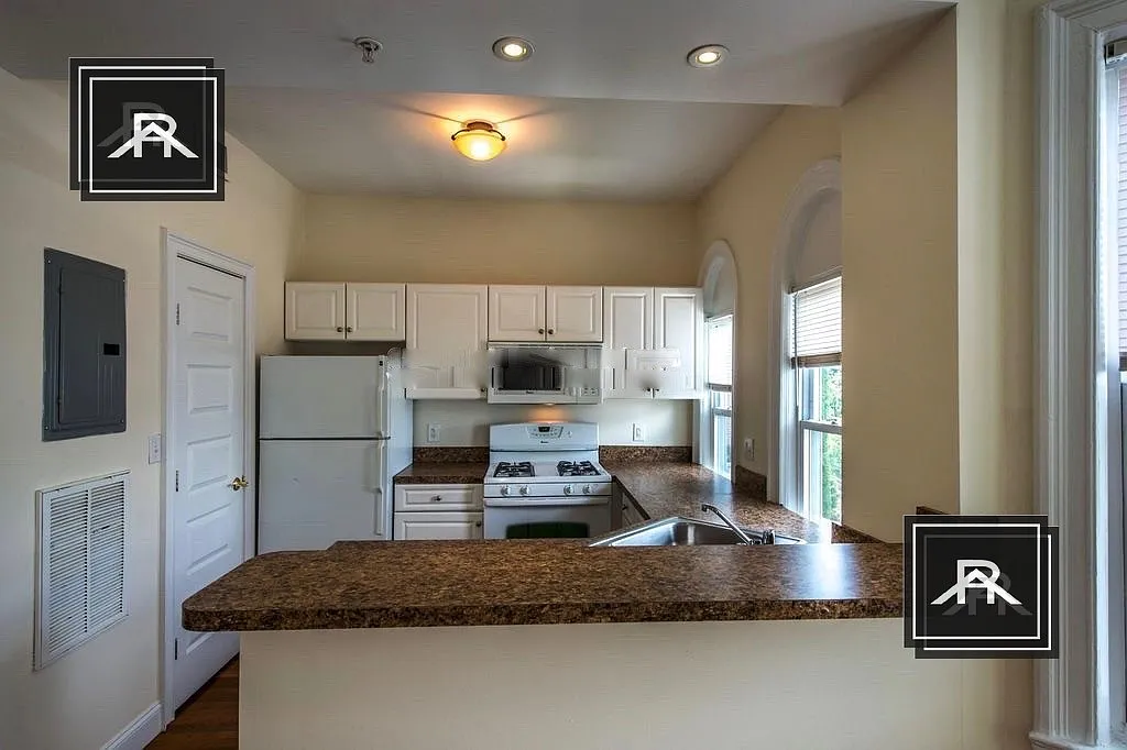 2 bed, 2.0 bath, $3,600 — Photo 1