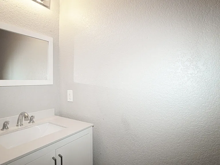 4006 Collin Ct — Photo 13