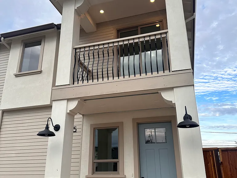 185 Via Del Mar Pl — Photo 1