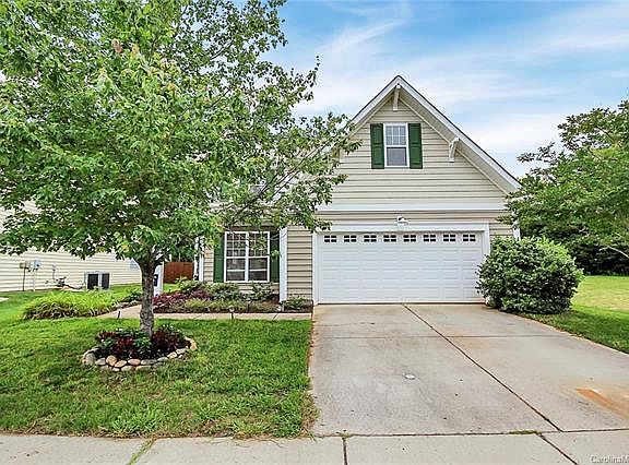 3rd image of 627 Goldflower Dr