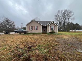 2305 Lone Oak Rd, Paris, TN 38242