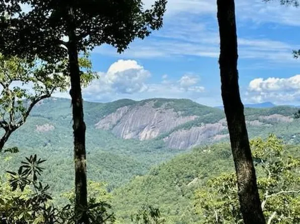 123 Uplands Road, Cashiers, NC 28717