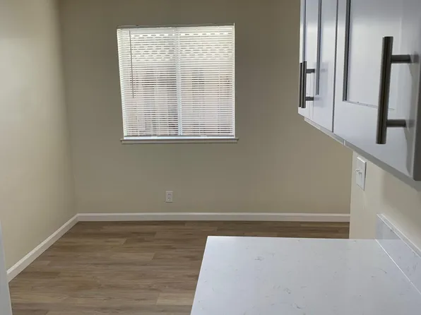 5585 Clovercrest Dr APT 1, San Jose, CA 95118