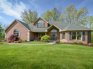 17758 Vermont St, Grafton, OH 44044