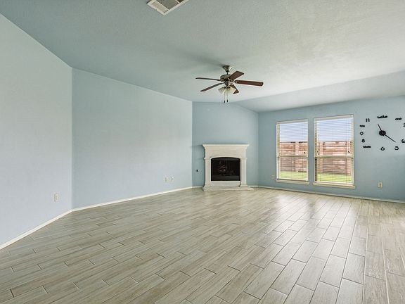 4th image of 629 Partridge Dr