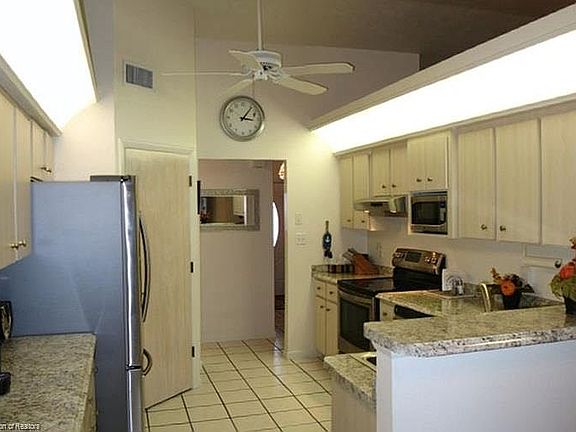 5th image of 3016 Ash St