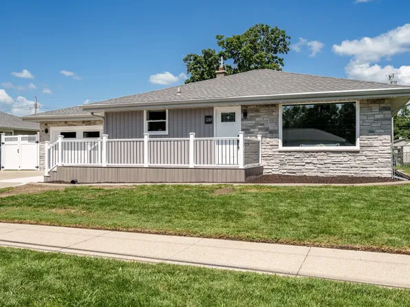 1510 Kellogg Ave, Janesville, WI 53546