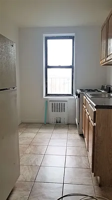 Rented by BRICK & GALO REALTY CORP | media 27