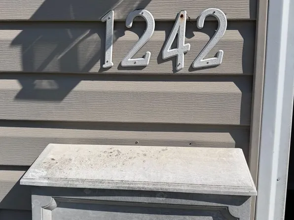 1240 & 1242 Negley Avenue, 1240 & 1242 E Negley Ave #1242, Evansville, IN 47715