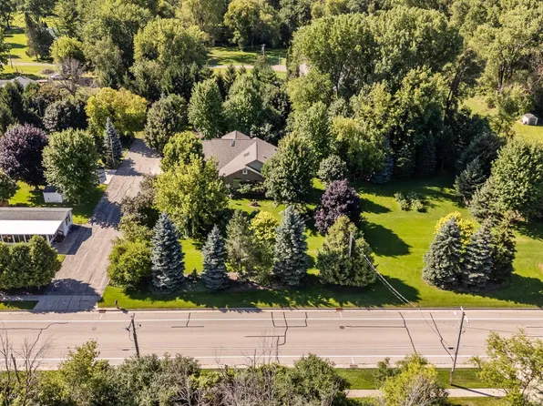 223 Woodland Dr, Waupun, WI 53963