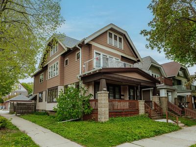 2044 N 58th STREET, Milwaukee, WI, 53208