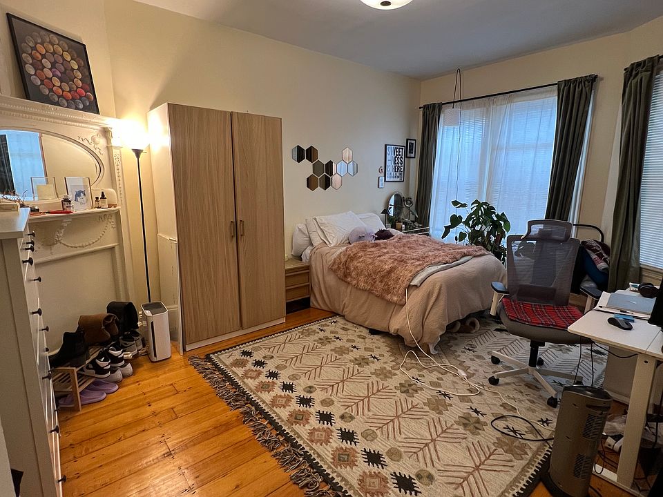 1st image of 1423 Cambridge St APT 3