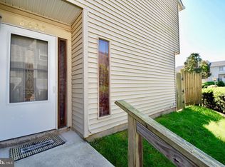 8628 Village Square Dr, Alexandria, VA 22309
