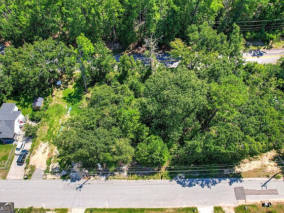 3rd image of 2916 Shelby Dr