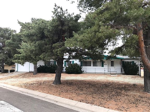 2nd image of 612 Sunset Dr