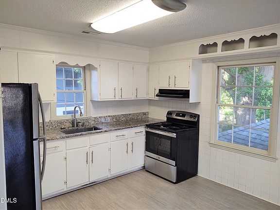 4th image of 15 N Fisher St #B