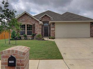 3909 Winter Springs Dr, Fort Worth, TX 76123