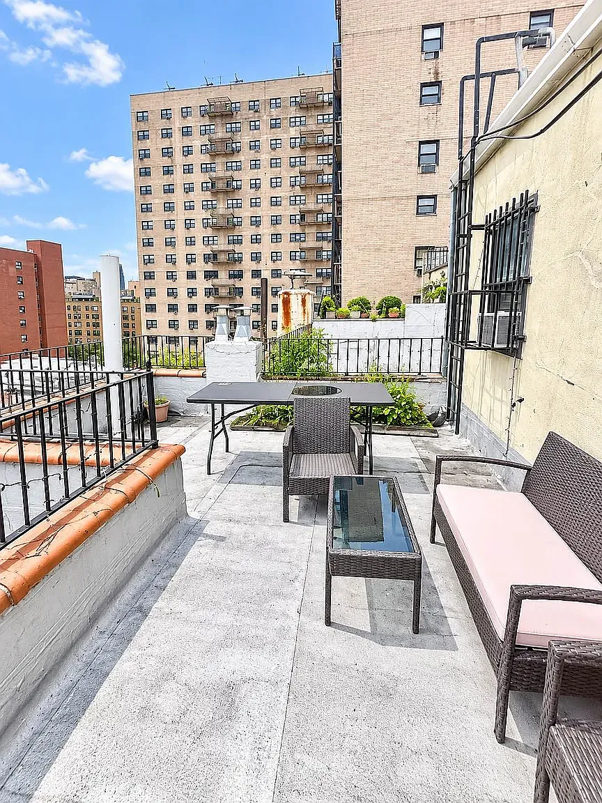 50 West 90th Street — Photo 2