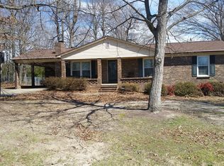 212 Chadwick Dr, Kings Mountain, NC 28086