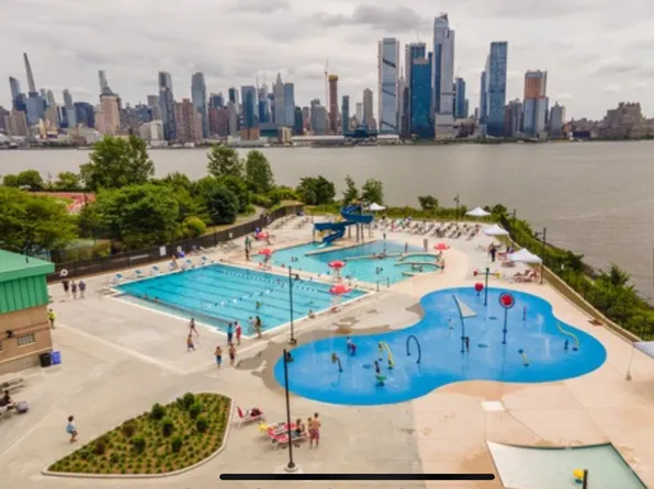 315 Park Avenue image 17 of 17