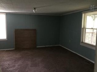 212 S Adams St, Adams, TN 37010
