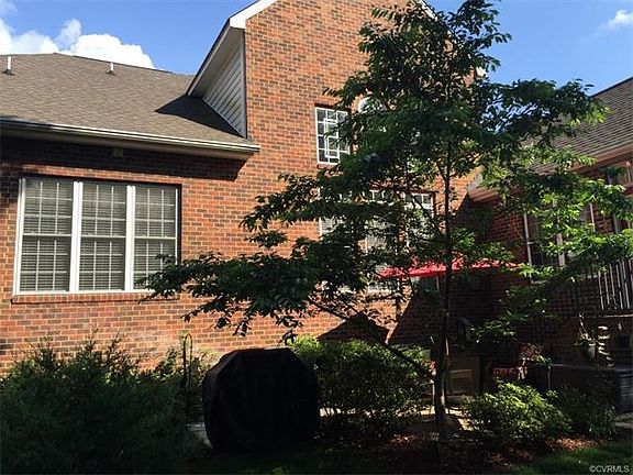 2nd image of 400 Powhatan Hill Pl
