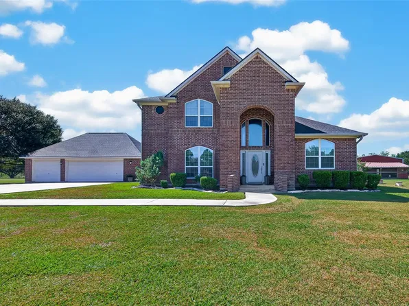 4220 County Road 203, Liverpool, TX 77577