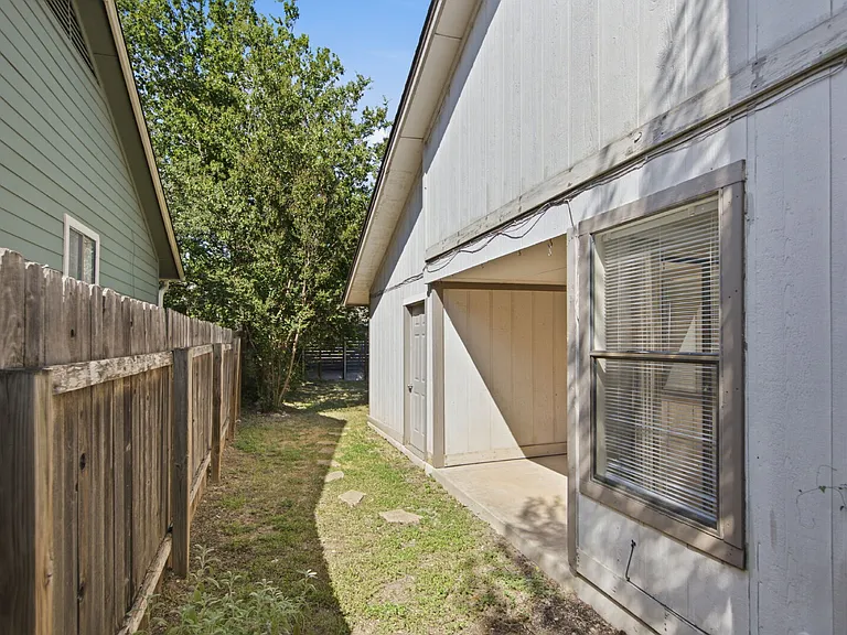 6700 Shiner St — Photo 26