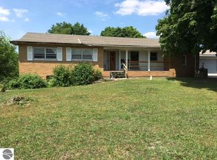 2350 W Monroe Rd, Alma, MI 48801