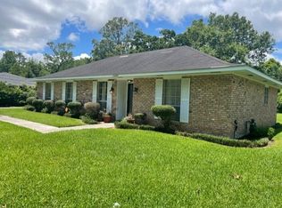 12339 Armstrong Dr, Baton Rouge, LA 70816