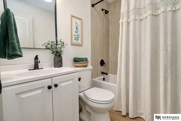 8107 Beechwood Dr — Photo 12
