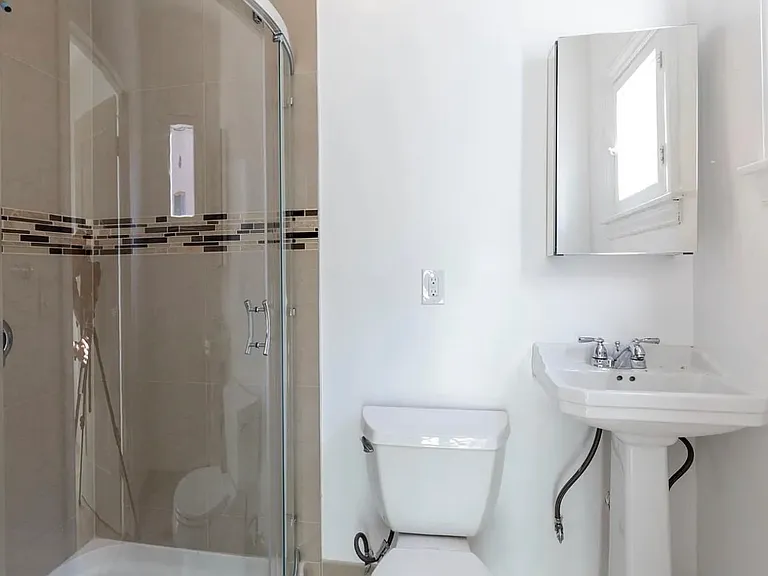 1704 Miramar St #1706 — Photo 16