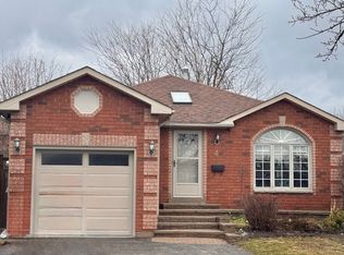 4 Irish Ln, Barrie, ON